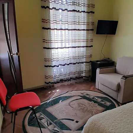 1ком апартаменты,парковка,улхорватская