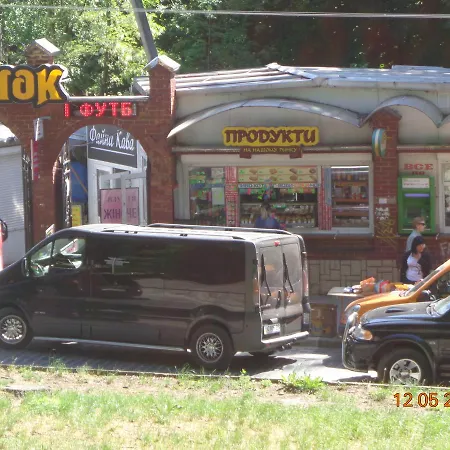 1ком апартаменты,парковка,улхорватская Апартаменти