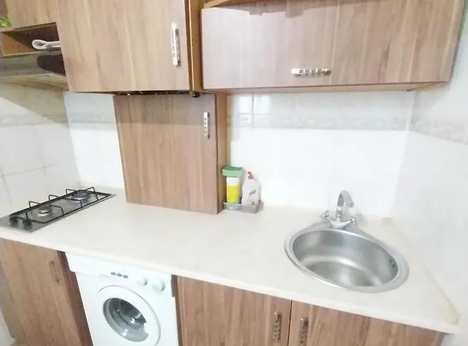 1ком апартаменты,парковка,улхорватская *