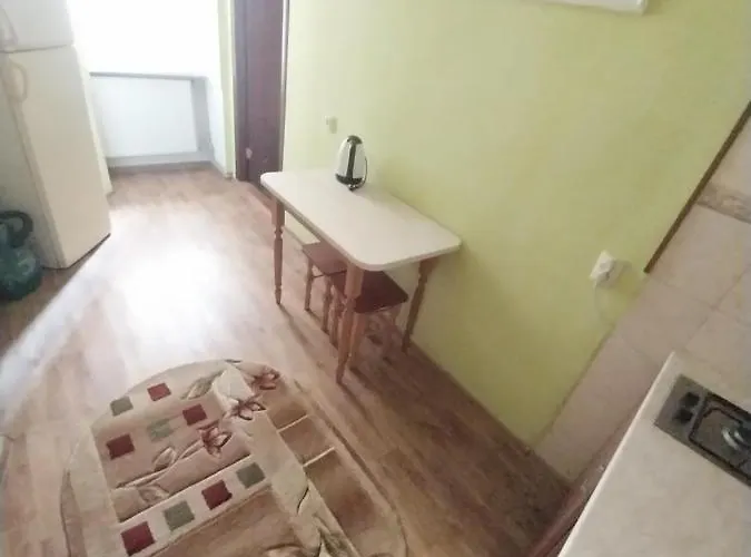 1ком апартаменты,парковка,улхорватская *