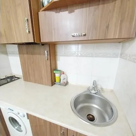 1Ком Апартаменты,Парковка,Улхорватская * Lviv