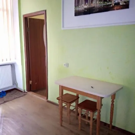 1Ком Апартаменты,Парковка,Улхорватская * Lviv