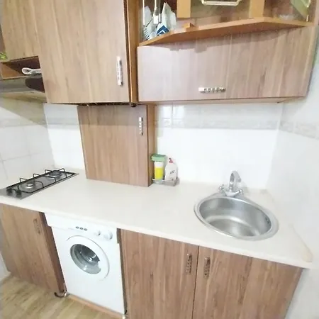 1Ком Апартаменты,Парковка,Улхорватская *
