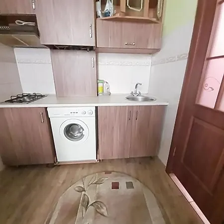 1Ком Апартаменты,Парковка,Улхорватская *