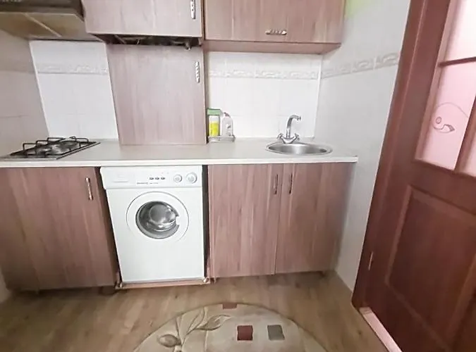 1Ком Апартаменты,Парковка,Улхорватская *